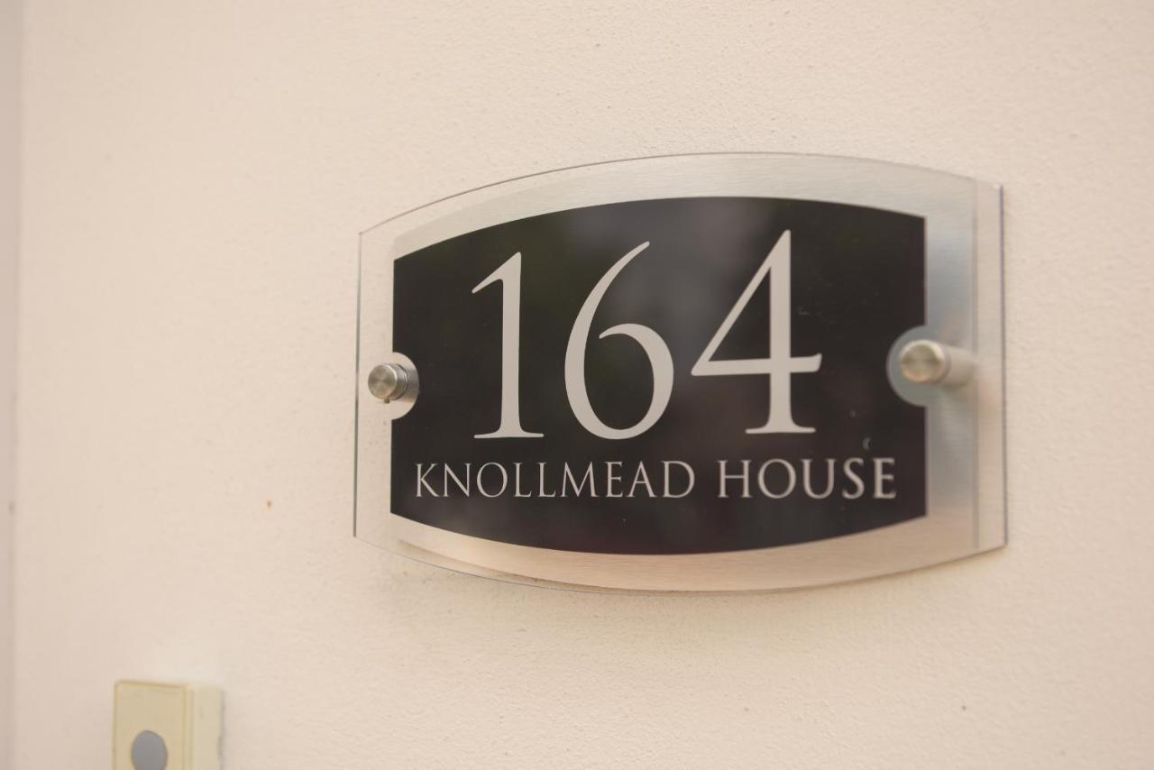 Knollmead House Villa Surbiton Eksteriør bilde